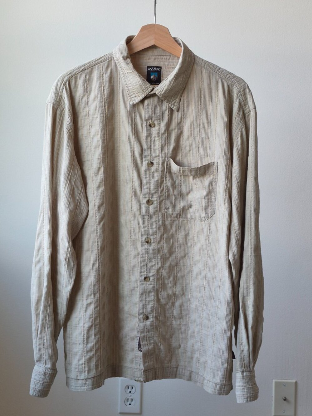 KUHL Button Down Shirt Men's XL Textured Stripe Long Sleeve Outdoor Hiking